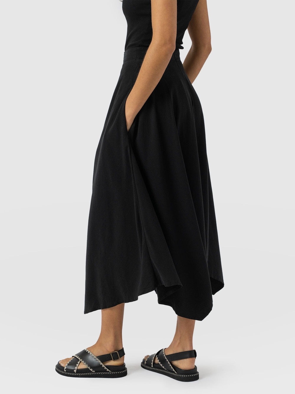 Saint + Sofia NWT Women's Black High-Low Midi “Noho” Skirt with Pockets! - Picture 5 of 11